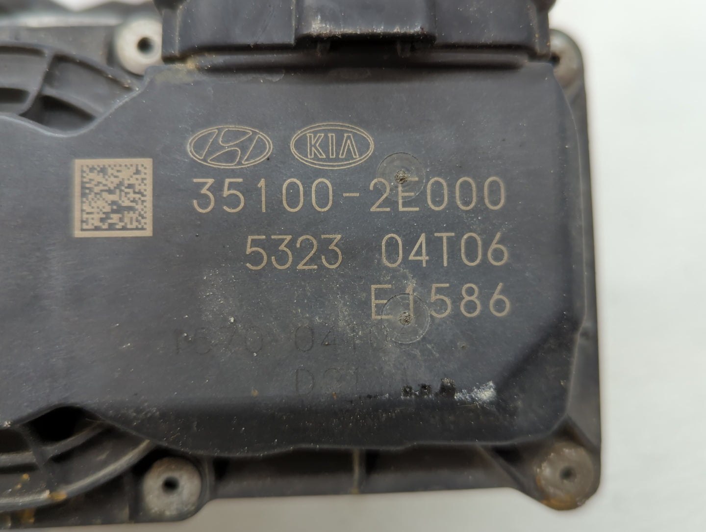 2011-2018 Hyundai Elantra Throttle Body P/N:35100-2E000 1302150124 Fits Fits 2011 2012 2013 2014 2015 2016 2017 2018 2019 OE