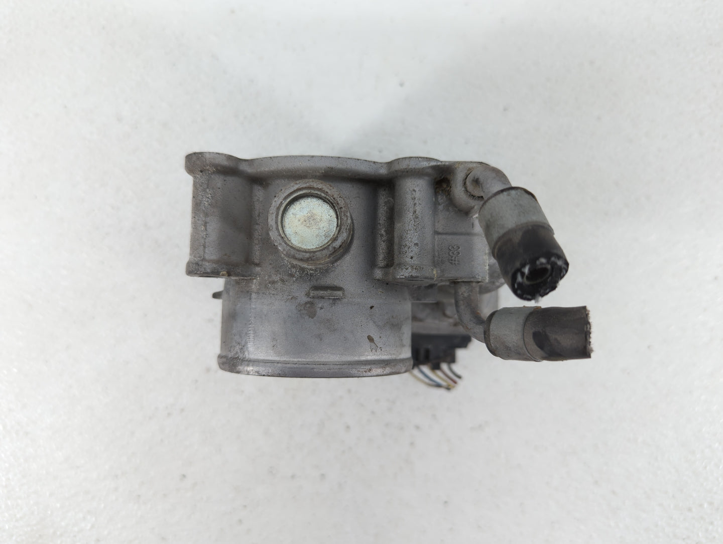 2011-2018 Hyundai Elantra Throttle Body P/N:35100-2E000 1302150124 Fits Fits 2011 2012 2013 2014 2015 2016 2017 2018 2019 OE