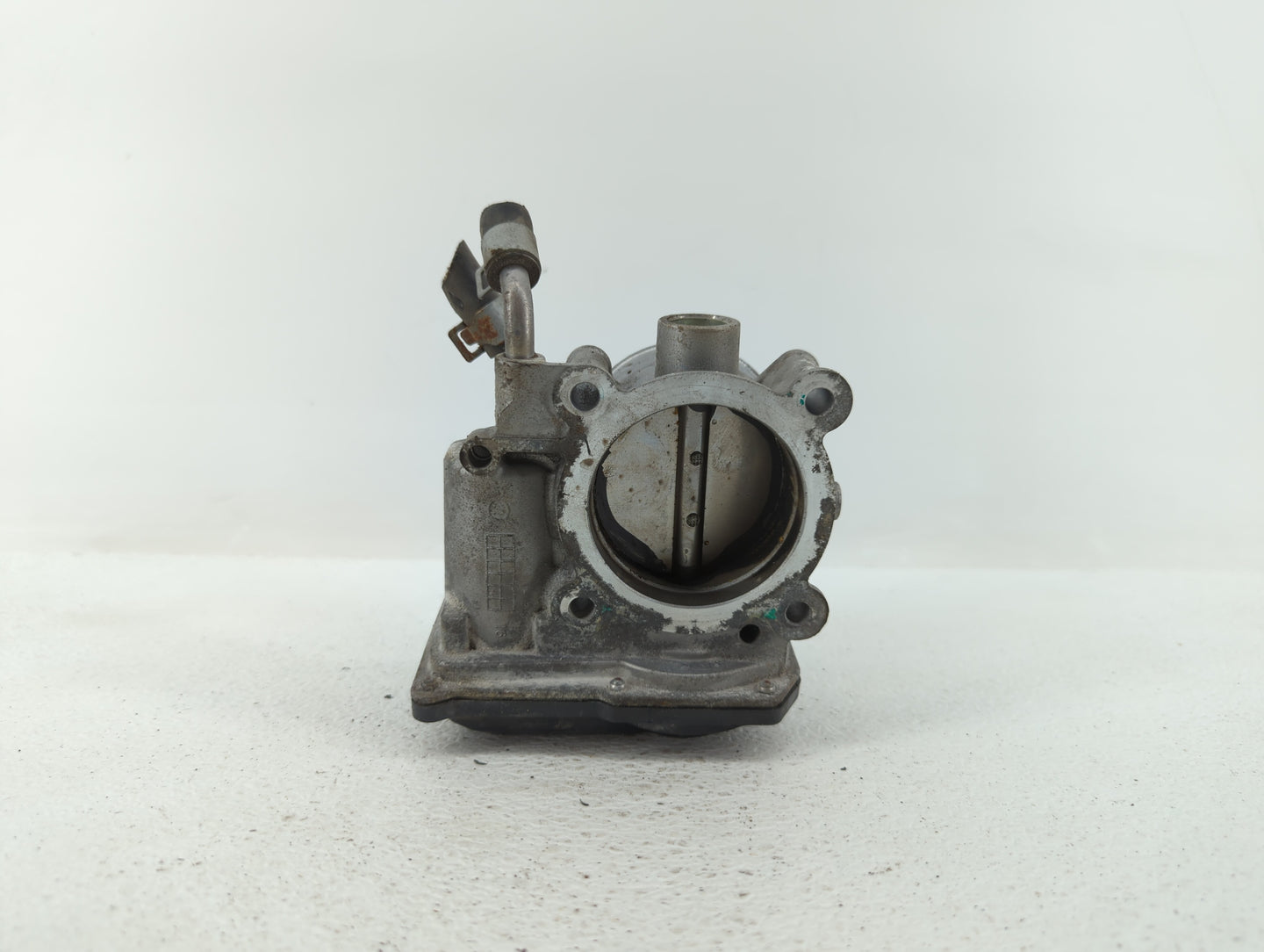 2011-2018 Hyundai Elantra Throttle Body P/N:35100-2E000 1302150124 Fits Fits 2011 2012 2013 2014 2015 2016 2017 2018 2019 OE