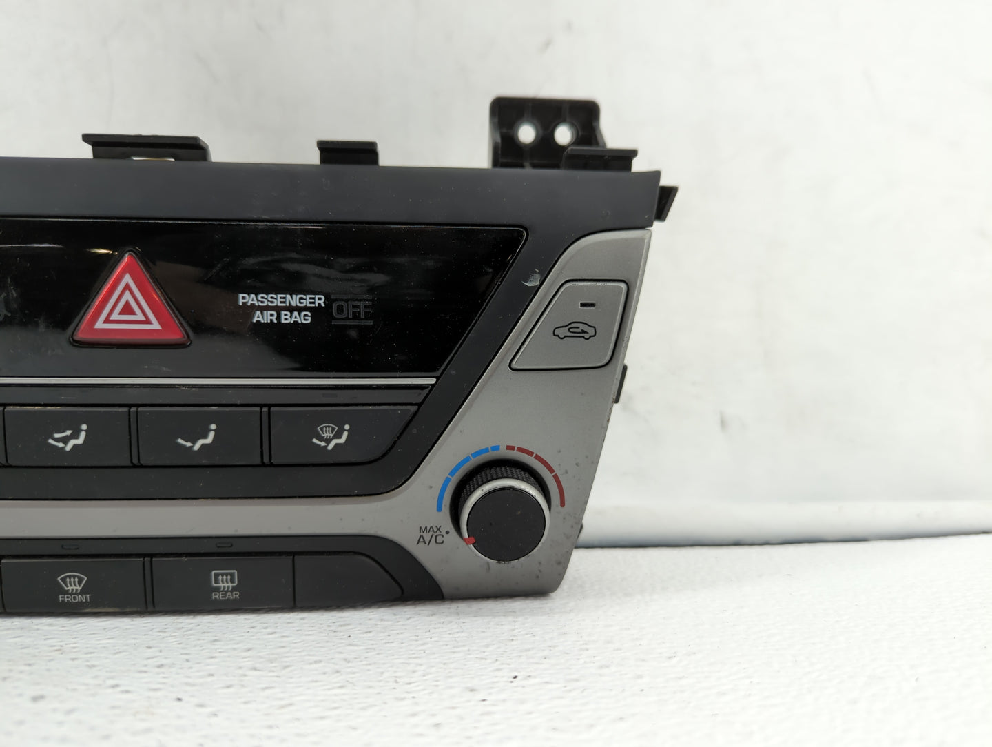 2017-2018 Hyundai Elantra Climate Control Module Temperature AC/Heater Replacement P/N:97250-F2XXX 97250-F20614X Fits OEM Us