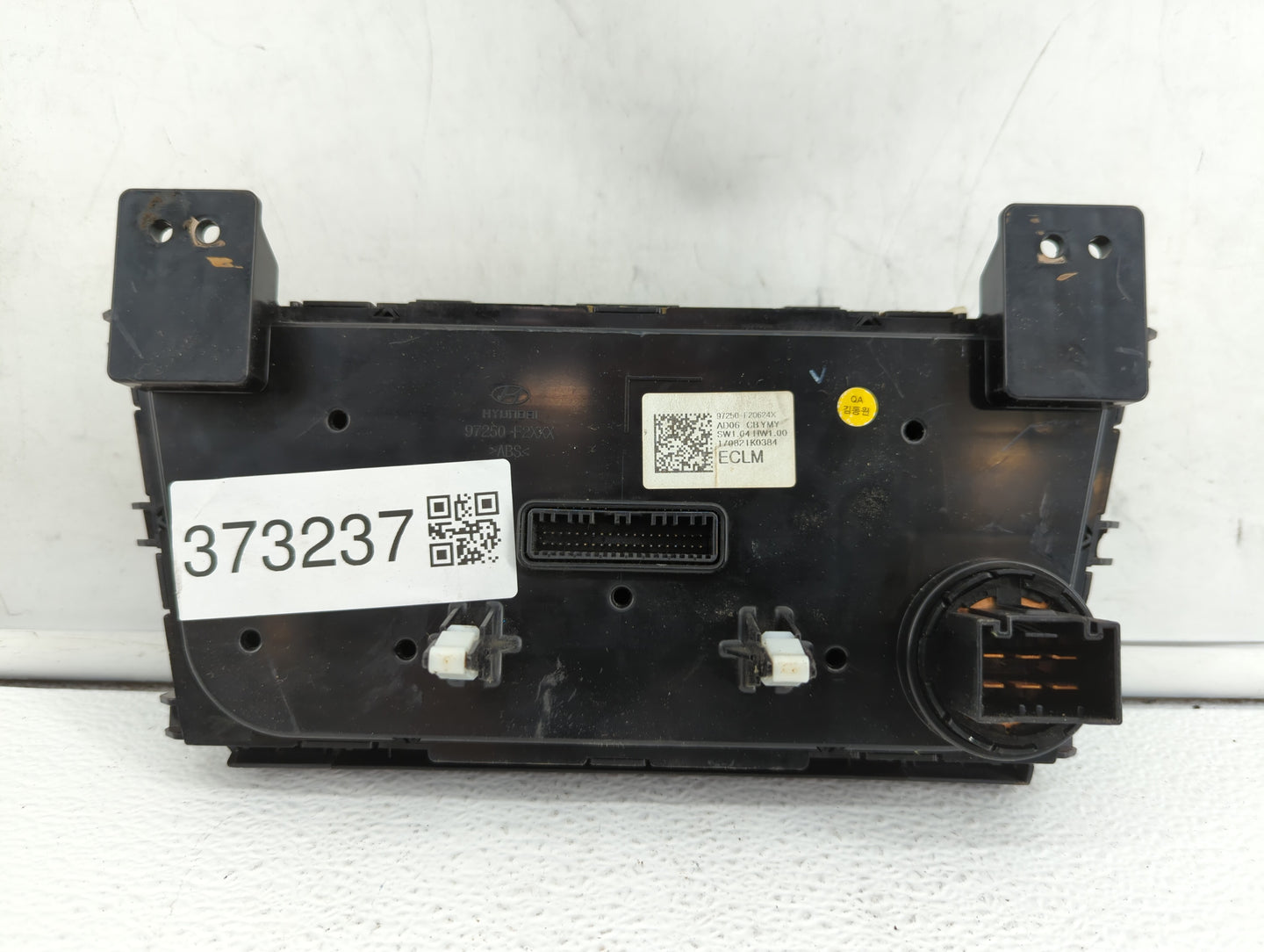2017-2018 Hyundai Elantra Climate Control Module Temperature AC/Heater Replacement P/N:97250-F2XXX 97250-F20614X Fits OEM Us