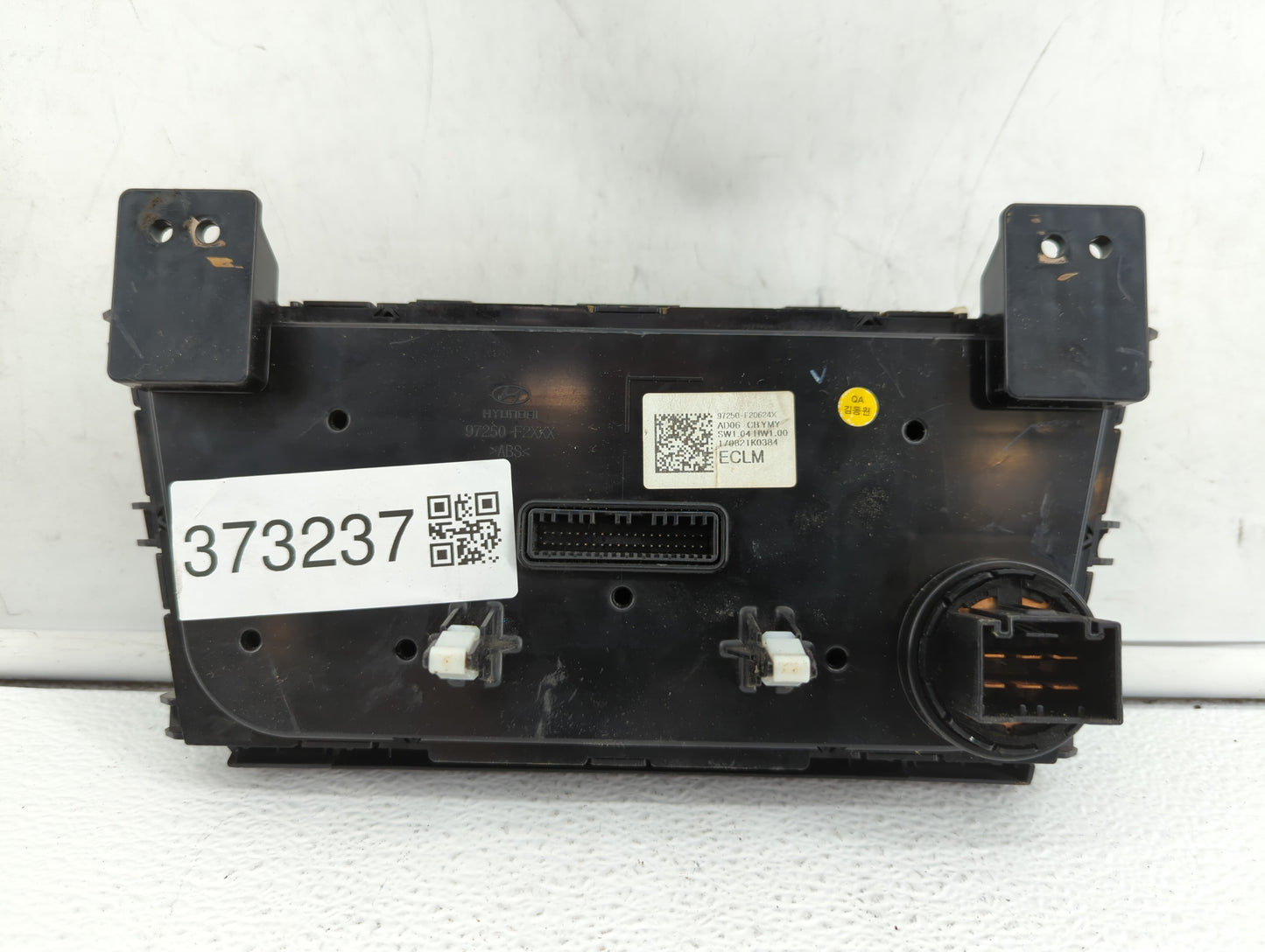 2017-2018 Hyundai Elantra Climate Control Module Temperature AC/Heater Replacement P/N:97250-F2XXX 97250-F20614X Fits OEM Us