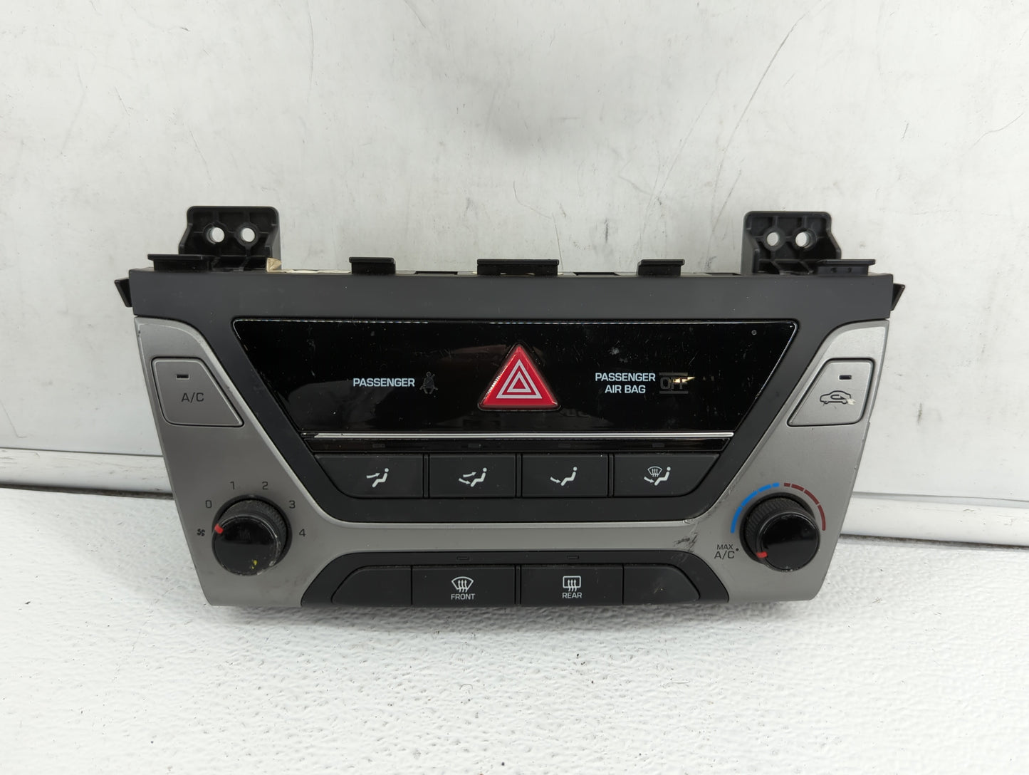 2017-2018 Hyundai Elantra Climate Control Module Temperature AC/Heater Replacement P/N:97250-F20604X 97250-F20514 Fits OEM U