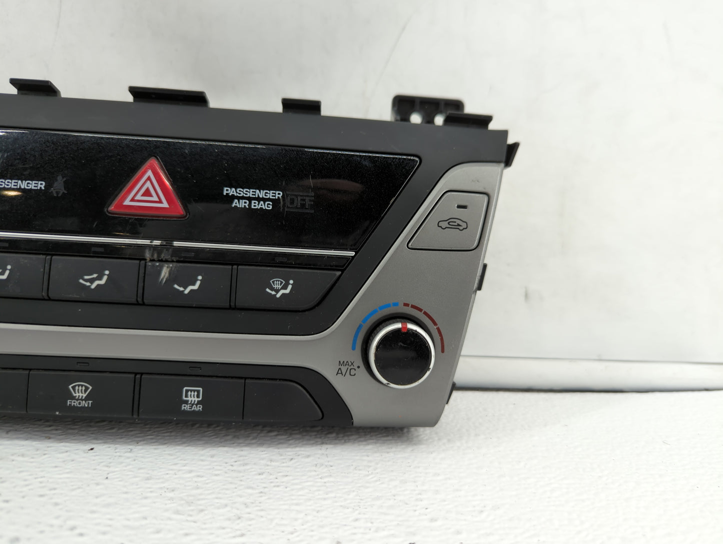 2017-2018 Hyundai Elantra Climate Control Module Temperature AC/Heater Replacement P/N:97250-F2XXX 97250-F20614X Fits OEM Us