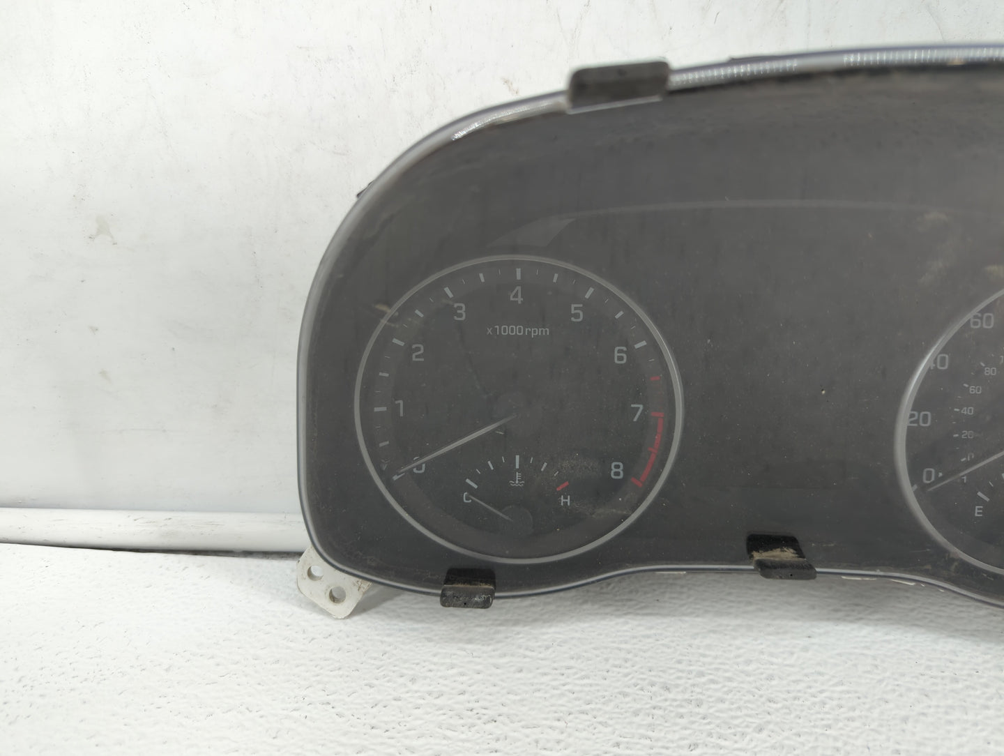 2017-2018 Hyundai Elantra Instrument Cluster Speedometer Gauges P/N:94001-F3011 94001-F3010 Fits Fits 2017 2018 OEM Used Aut