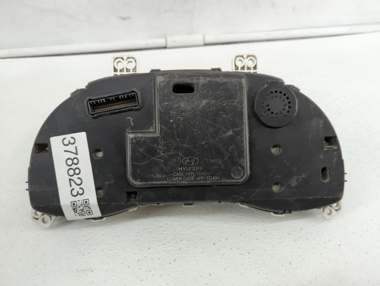 2017-2018 Hyundai Elantra Instrument Cluster Speedometer Gauges P/N:94001-F3011 94001-F3010 Fits Fits 2017 2018 OEM Used Aut