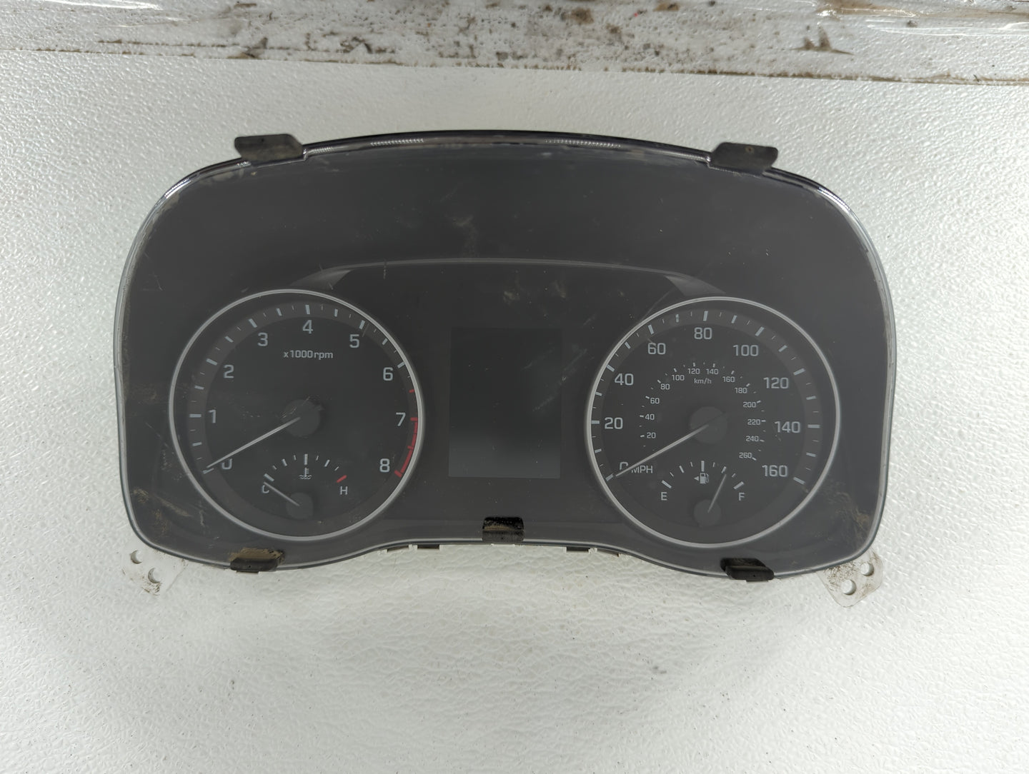 2017-2018 Hyundai Elantra Instrument Cluster Speedometer Gauges P/N:94001-F2060 Fits Fits 2017 2018 OEM Used Auto Parts - Oe
