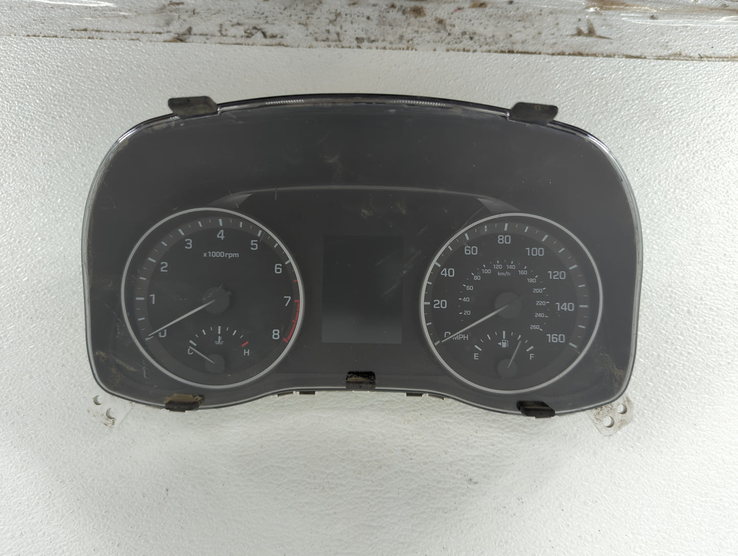 2017-2018 Hyundai Elantra Instrument Cluster Speedometer Gauges P/N:94001-F2060 Fits Fits 2017 2018 OEM Used Auto Parts - Oe