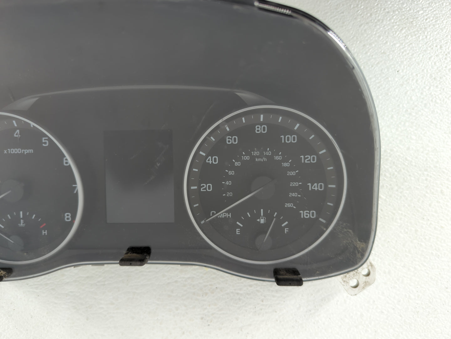 2017-2018 Hyundai Elantra Instrument Cluster Speedometer Gauges P/N:94001-F2060 Fits Fits 2017 2018 OEM Used Auto Parts - Oe