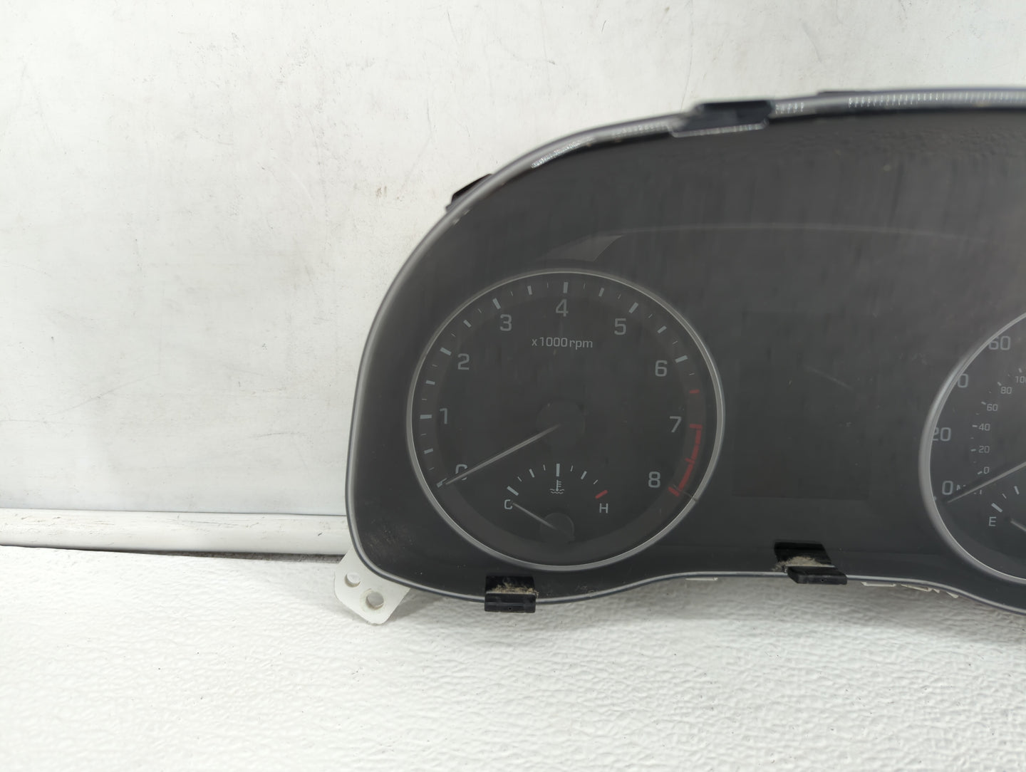 2017-2018 Hyundai Elantra Instrument Cluster Speedometer Gauges P/N:94001-F3012 94001-F3011, 94001-F3010 Fits Fits 2017 2018