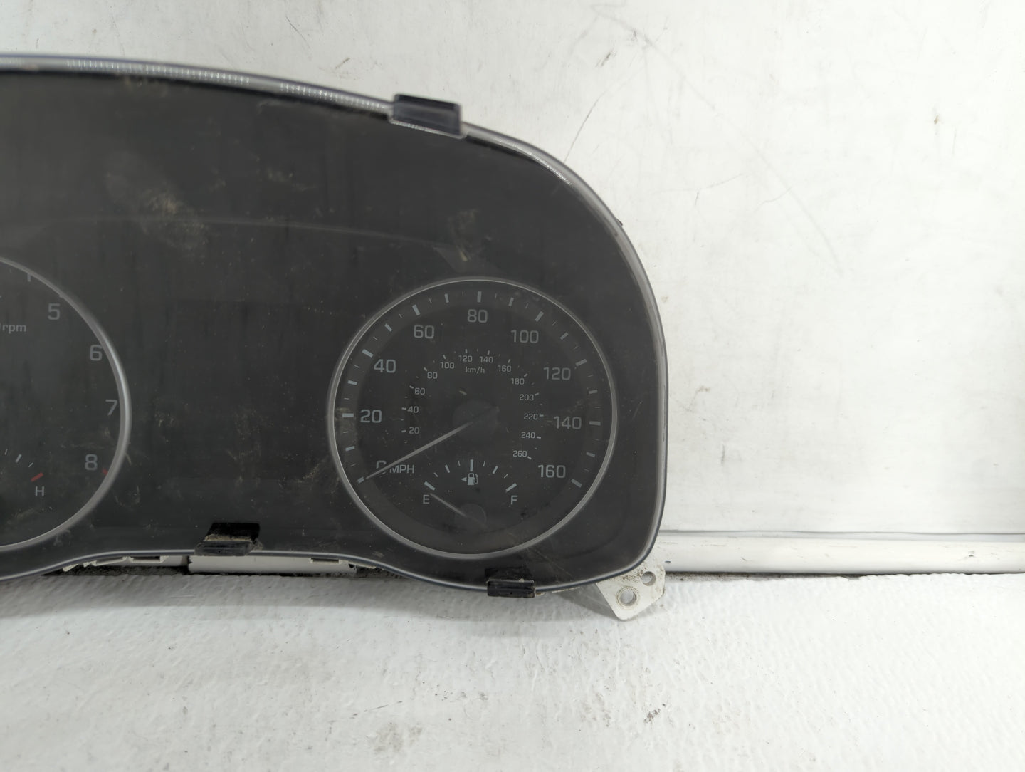 2017-2018 Hyundai Elantra Instrument Cluster Speedometer Gauges P/N:94001-F3012 94001-F3011, 94001-F3010 Fits Fits 2017 2018