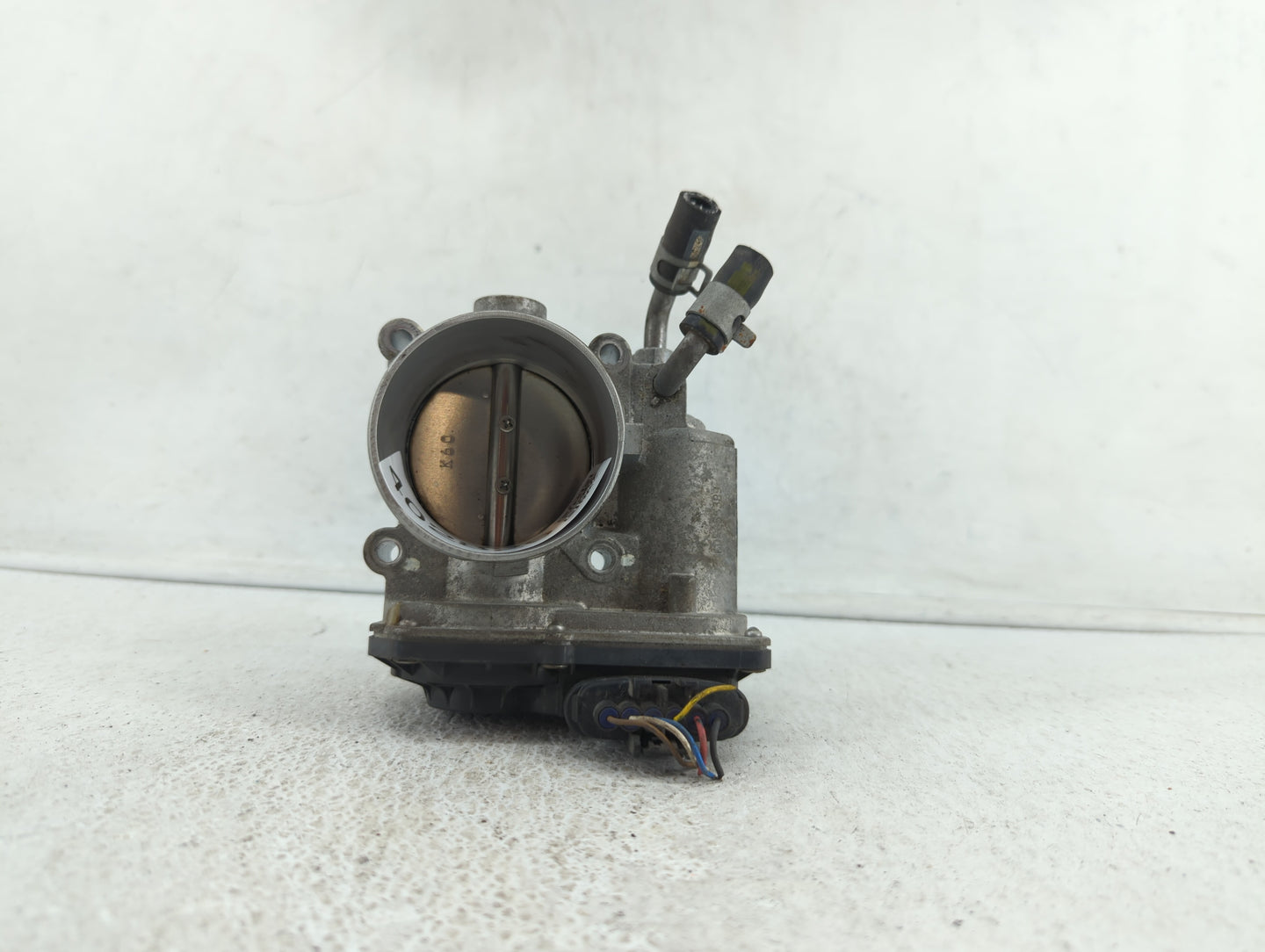 2011-2018 Hyundai Elantra Throttle Body P/N:35100-2E000 1302150124 Fits Fits 2011 2012 2013 2014 2015 2016 2017 2018 2019 OE