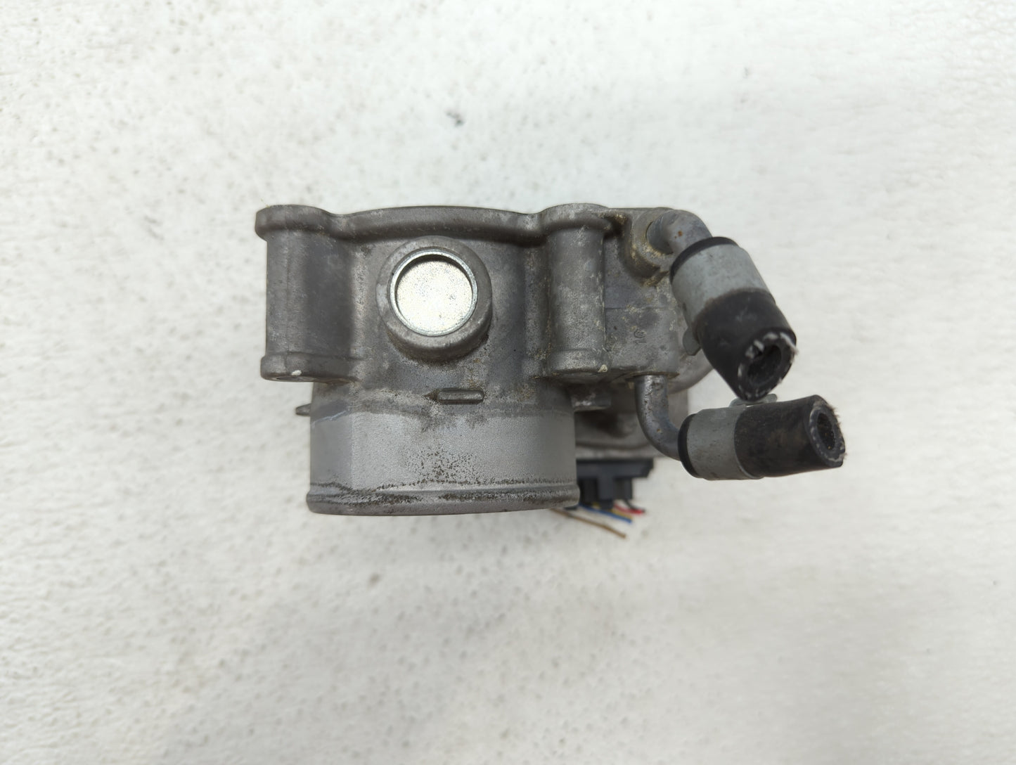 2011-2018 Hyundai Elantra Throttle Body P/N:35100-2E000 1302150124 Fits Fits 2011 2012 2013 2014 2015 2016 2017 2018 2019 OE