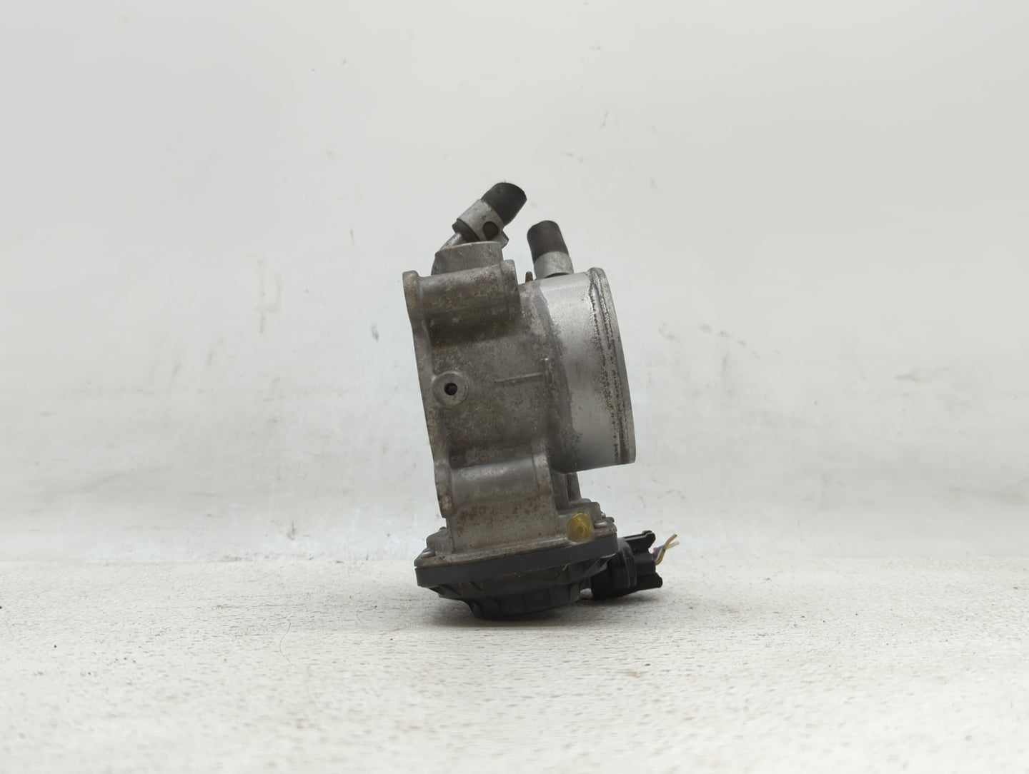 2011-2018 Hyundai Elantra Throttle Body P/N:35100-2E000 1302150124 Fits Fits 2011 2012 2013 2014 2015 2016 2017 2018 2019 OE
