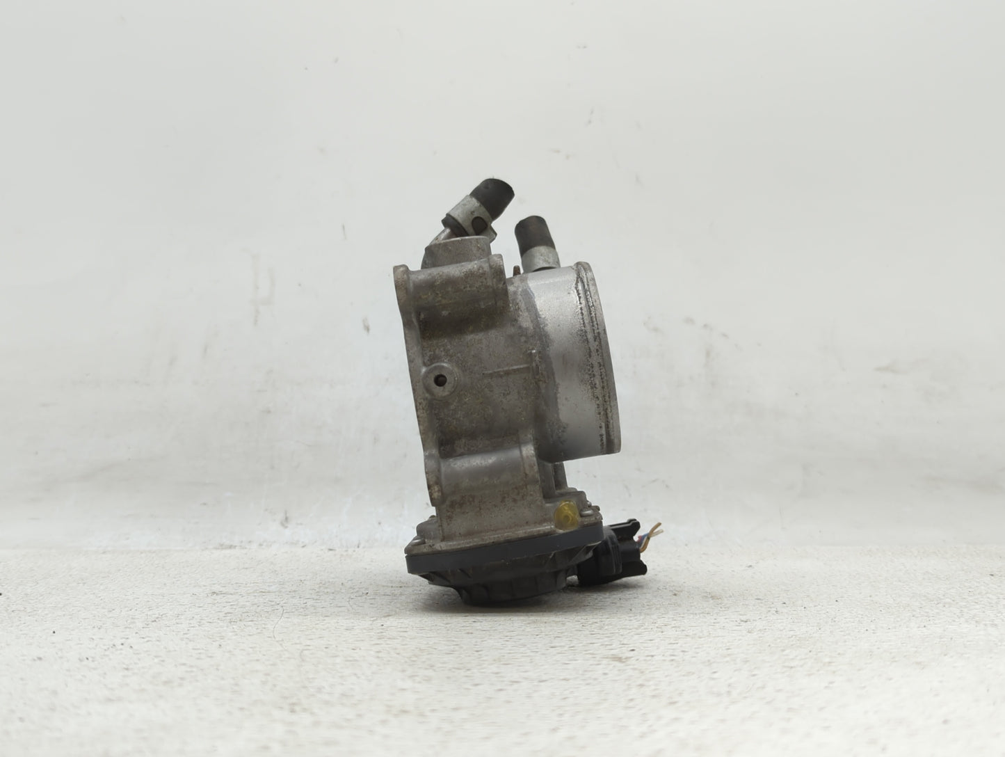 2011-2018 Hyundai Elantra Throttle Body P/N:35100-2E000 1302150124 Fits Fits 2011 2012 2013 2014 2015 2016 2017 2018 2019 OE