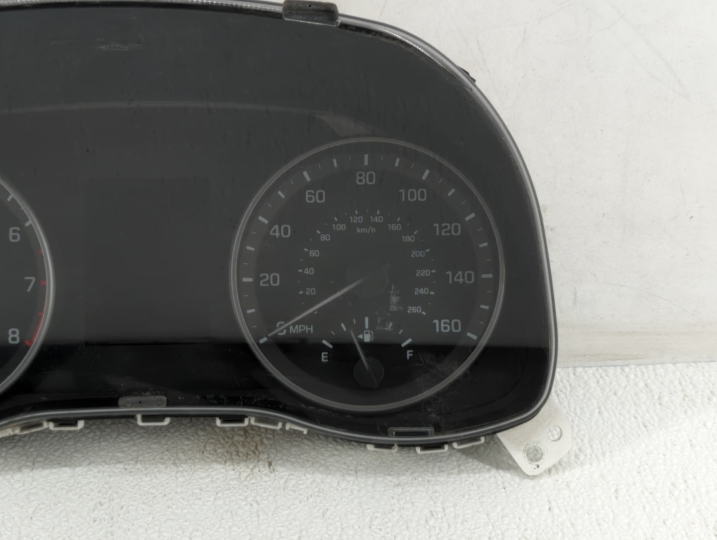 2017-2018 Hyundai Elantra Instrument Cluster Speedometer Gauges P/N:94001-F3012 94001-F3011, 94001-F3010 Fits Fits 2017 2018