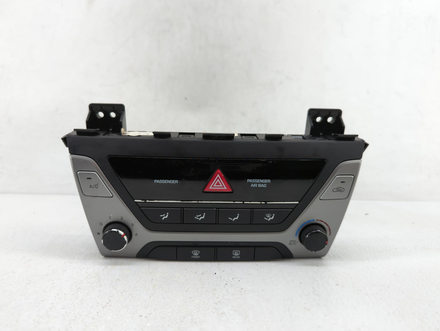 2017-2018 Hyundai Elantra Climate Control Module Temperature AC/Heater Replacement P/N:97250-F2XXX 97250-F20614X Fits OEM Us