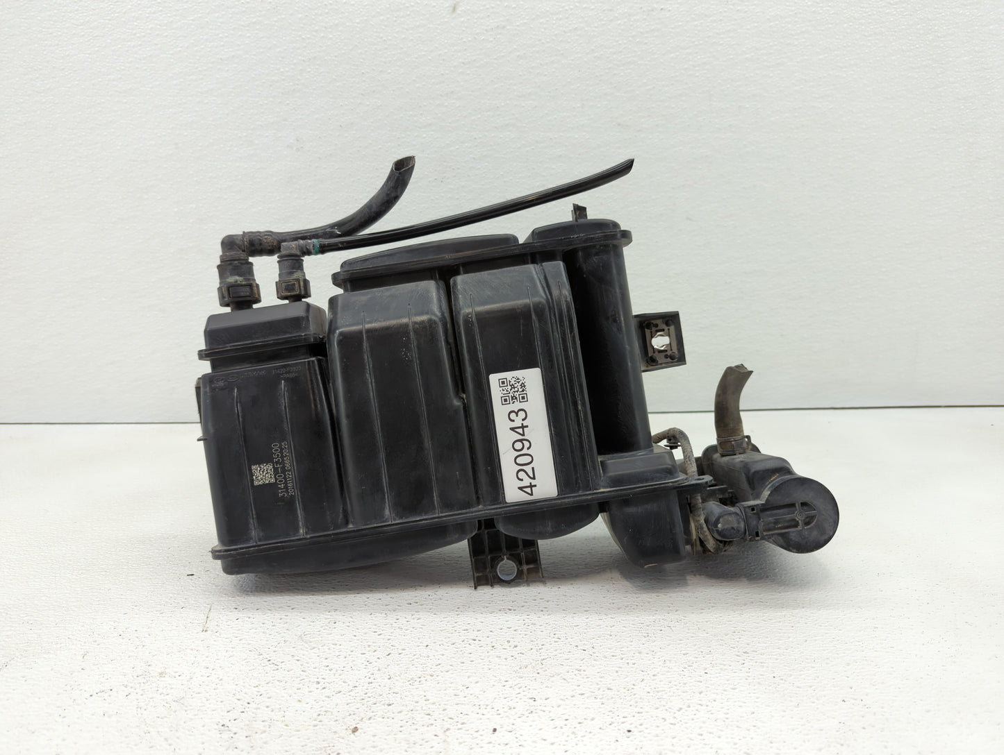2017 Hyundai Elantra Fuel Vapor Charcoal Canister - Oemusedautoparts1.com