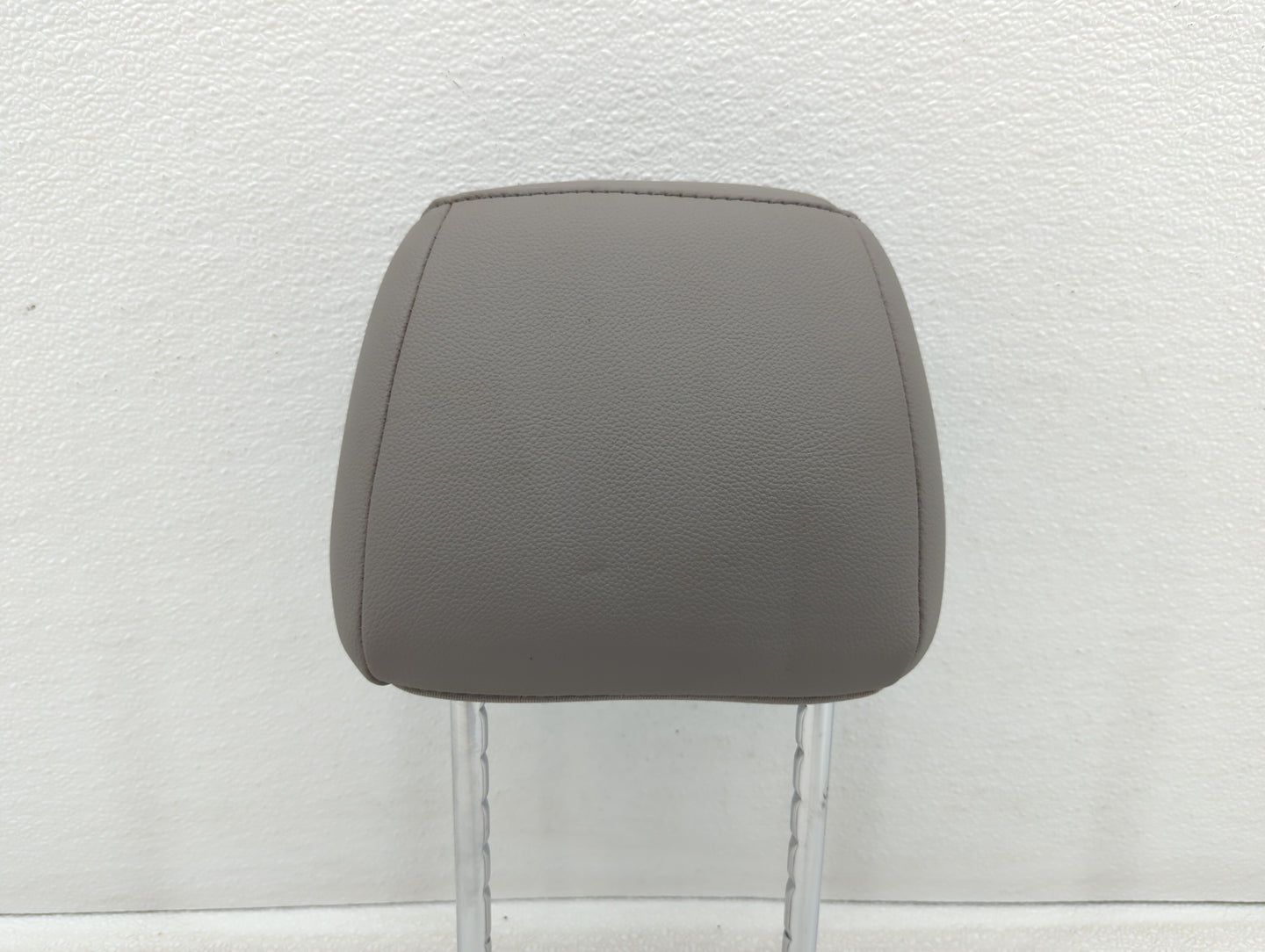 2015-2017 Hyundai Elantra Headrest Head Rest Rear Seat Fits Fits 2015 2016 2017 OEM Used Auto Parts - Oemusedautoparts1.com