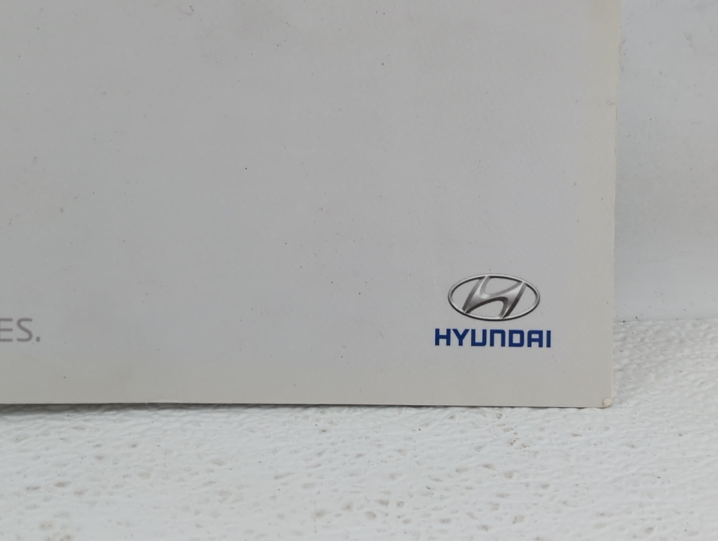 2017 Hyundai Elantra Owners Manual Book Guide OEM Used Auto Parts - Oemusedautoparts1.com