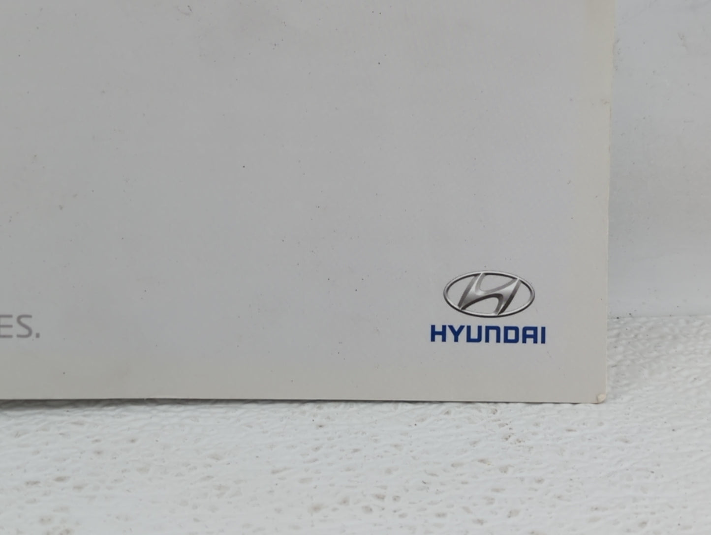 2017 Hyundai Elantra Owners Manual Book Guide OEM Used Auto Parts - Oemusedautoparts1.com