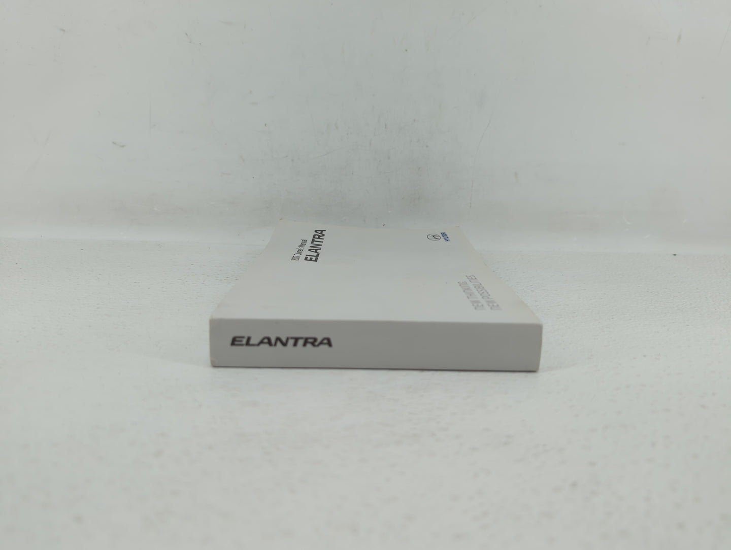 2017 Hyundai Elantra Owners Manual Book Guide OEM Used Auto Parts - Oemusedautoparts1.com