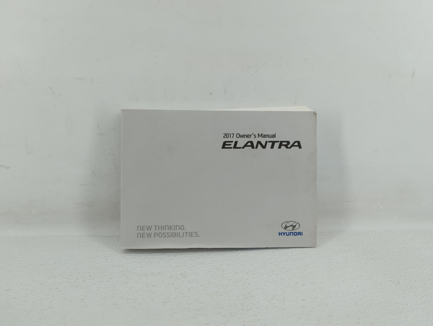 2017 Hyundai Elantra Owners Manual Book Guide OEM Used Auto Parts - Oemusedautoparts1.com