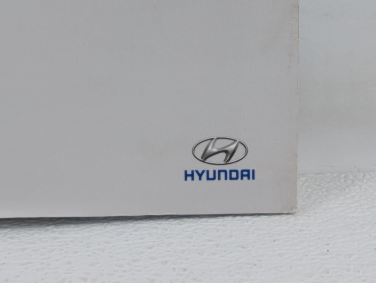 2017 Hyundai Elantra Owners Manual Book Guide OEM Used Auto Parts - Oemusedautoparts1.com