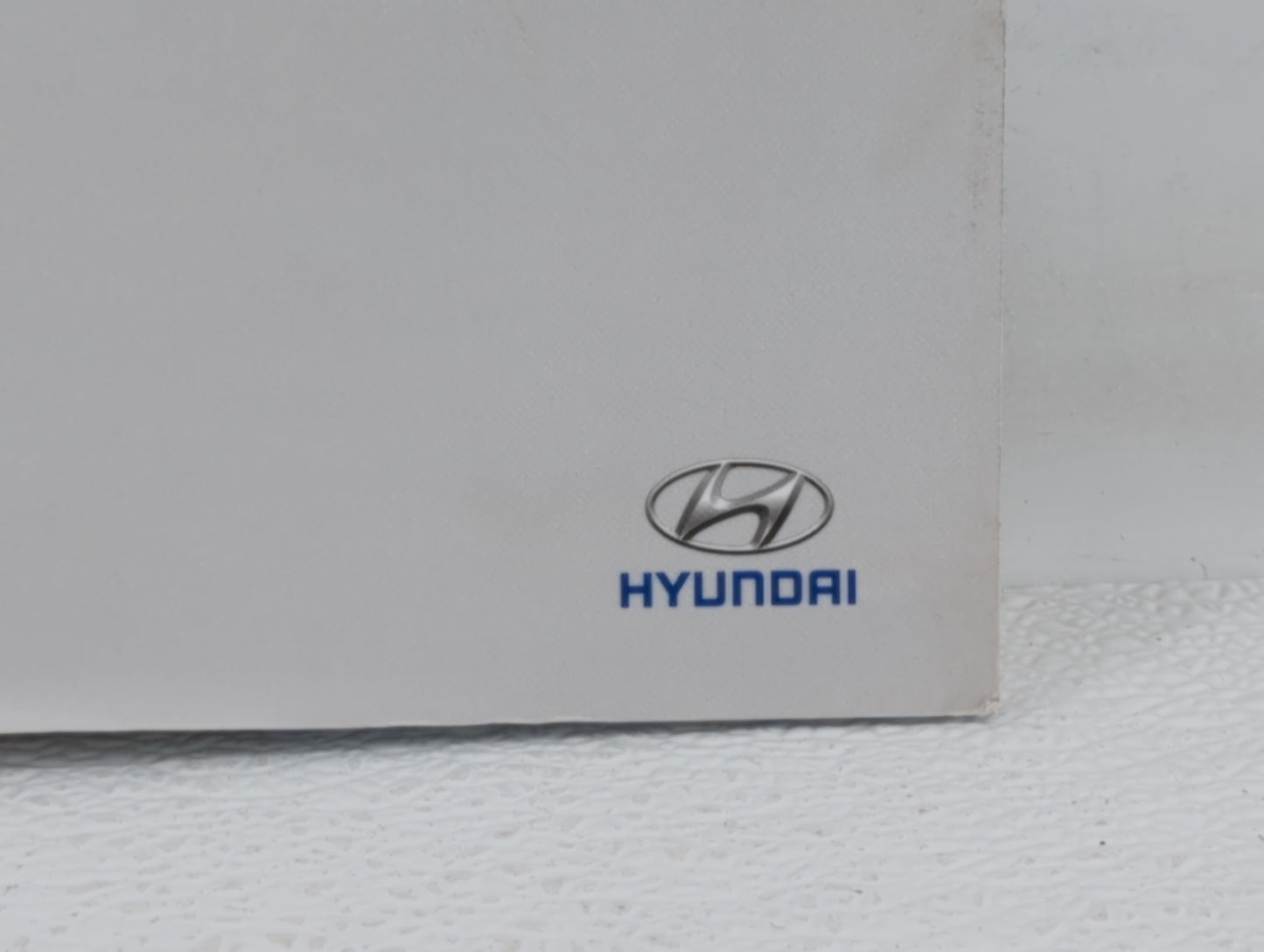 2017 Hyundai Elantra Owners Manual Book Guide OEM Used Auto Parts - Oemusedautoparts1.com