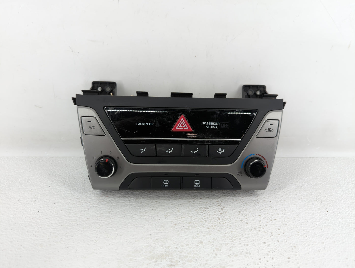 2017-2018 Hyundai Elantra Climate Control Module Temperature AC/Heater Replacement P/N:97250-F2XXX 97250-F20614X Fits OEM Us