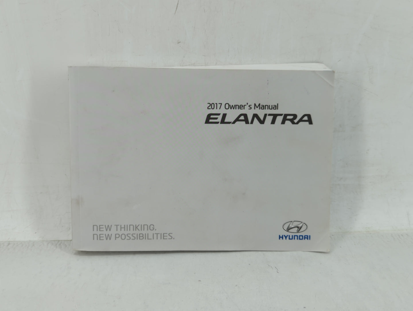 2017 Hyundai Elantra Owners Manual Book Guide OEM Used Auto Parts - Oemusedautoparts1.com