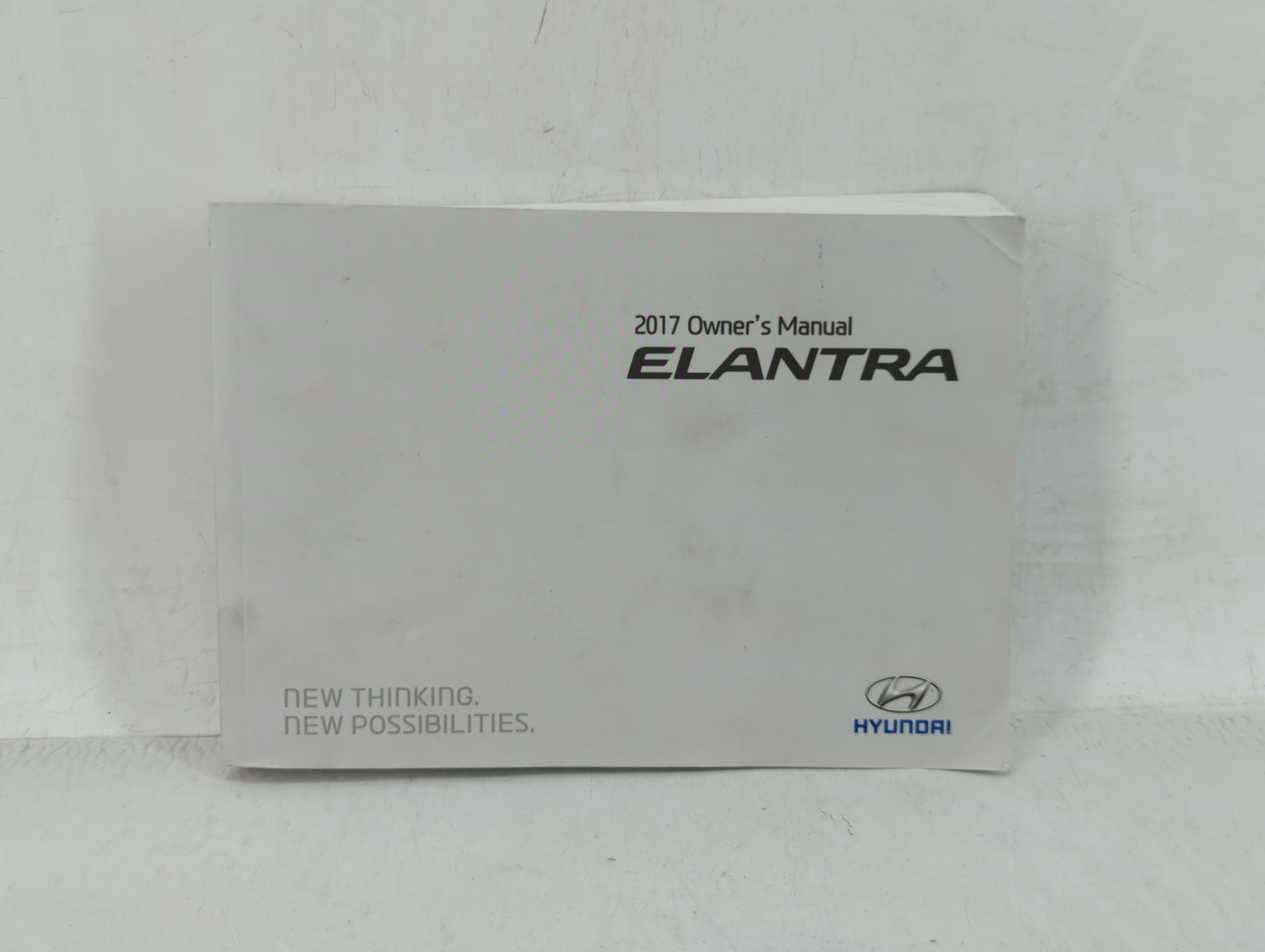 2017 Hyundai Elantra Owners Manual Book Guide OEM Used Auto Parts - Oemusedautoparts1.com