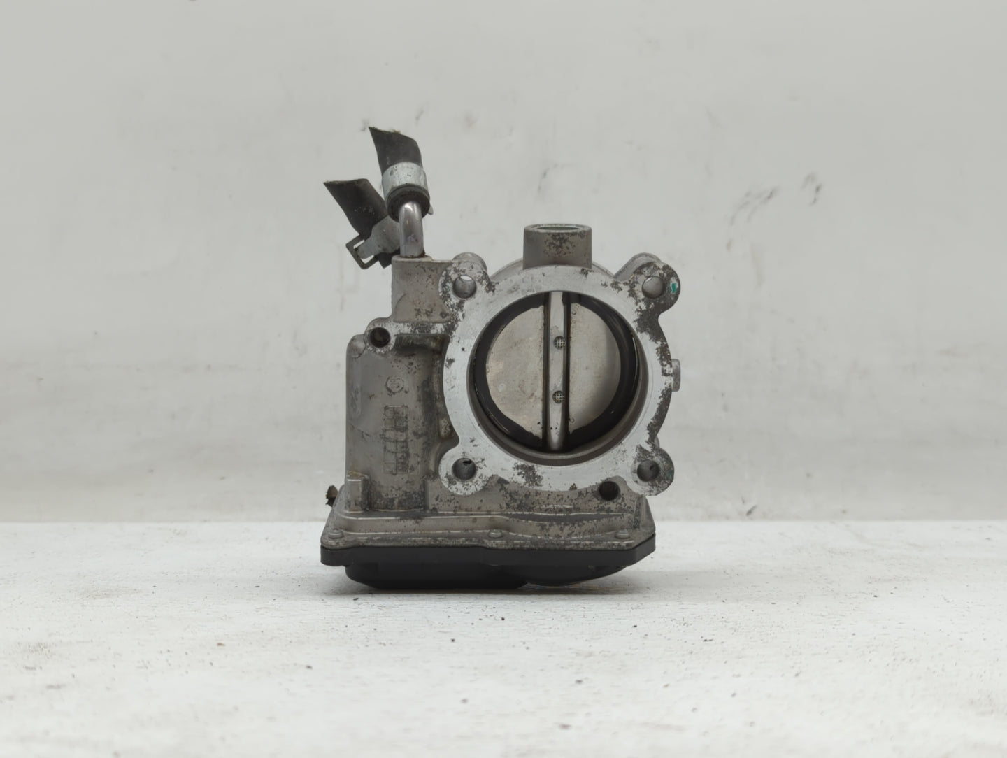 2011-2020 Hyundai Elantra Throttle Body P/N:35100-2E000 35100-2E710 Fits OEM Used Auto Parts - Oemusedautoparts1.com
