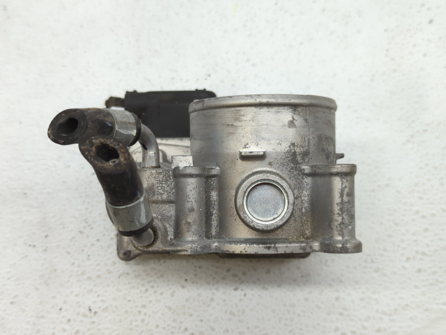 2011-2020 Hyundai Elantra Throttle Body P/N:35100-2E000 35100-2E710 Fits OEM Used Auto Parts - Oemusedautoparts1.com
