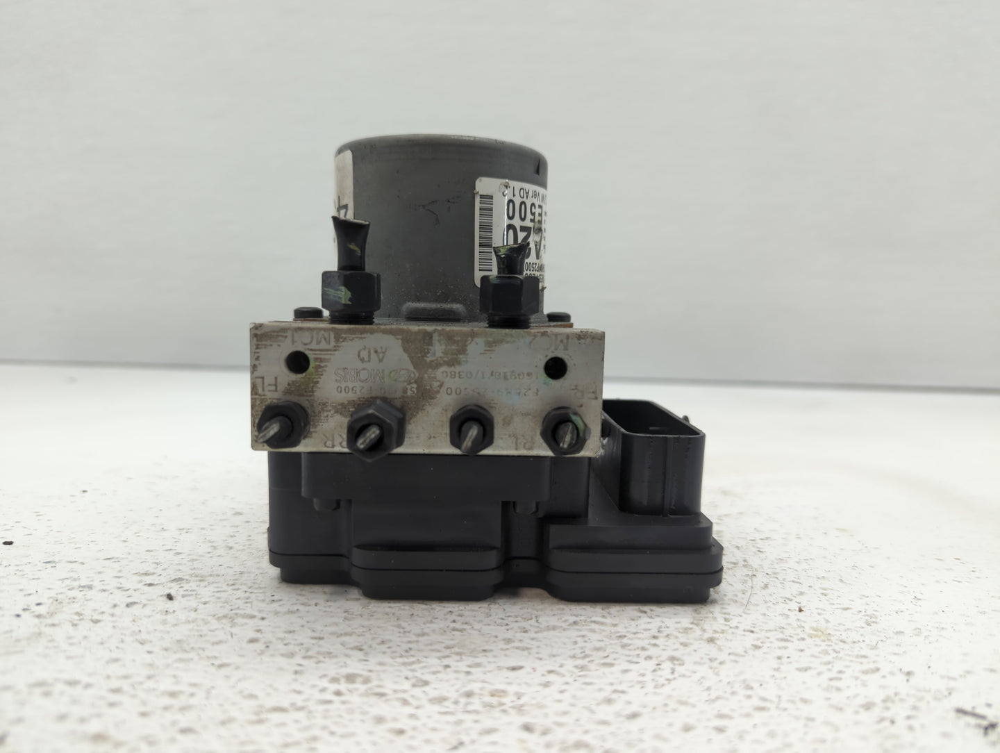 2017-2019 Hyundai Elantra ABS Pump Control Module Replacement P/N:58900-F2500 58920-F2500 Fits Fits 2017 2018 2019 OEM Used 