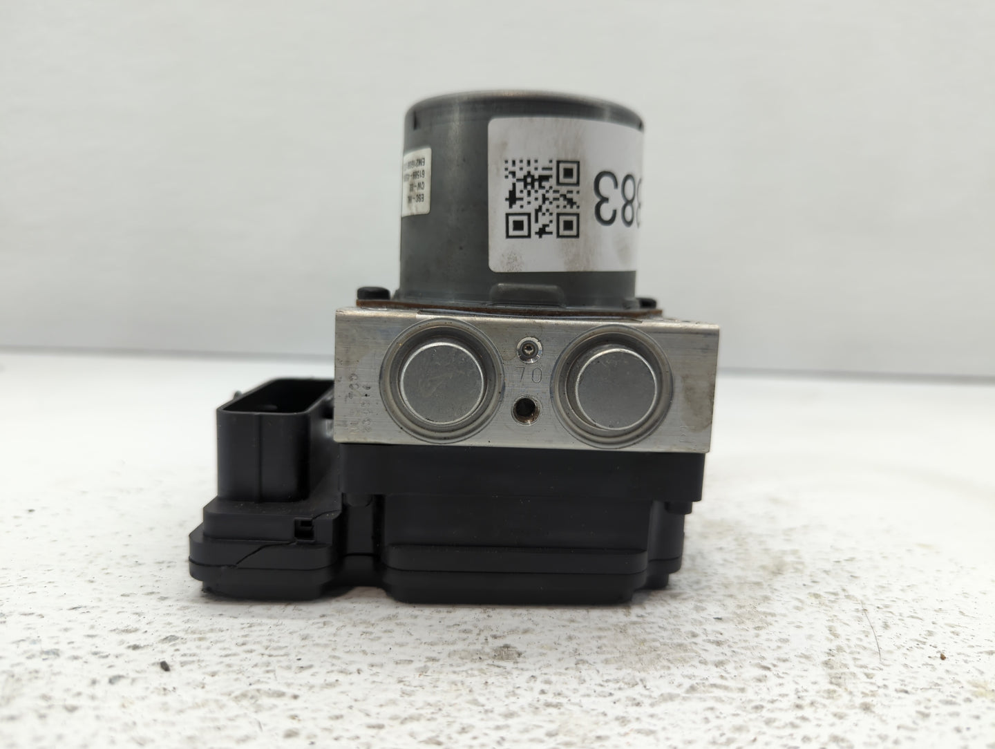 2017-2019 Hyundai Elantra ABS Pump Control Module Replacement P/N:58900-F2500 58920-F2500 Fits Fits 2017 2018 2019 OEM Used 