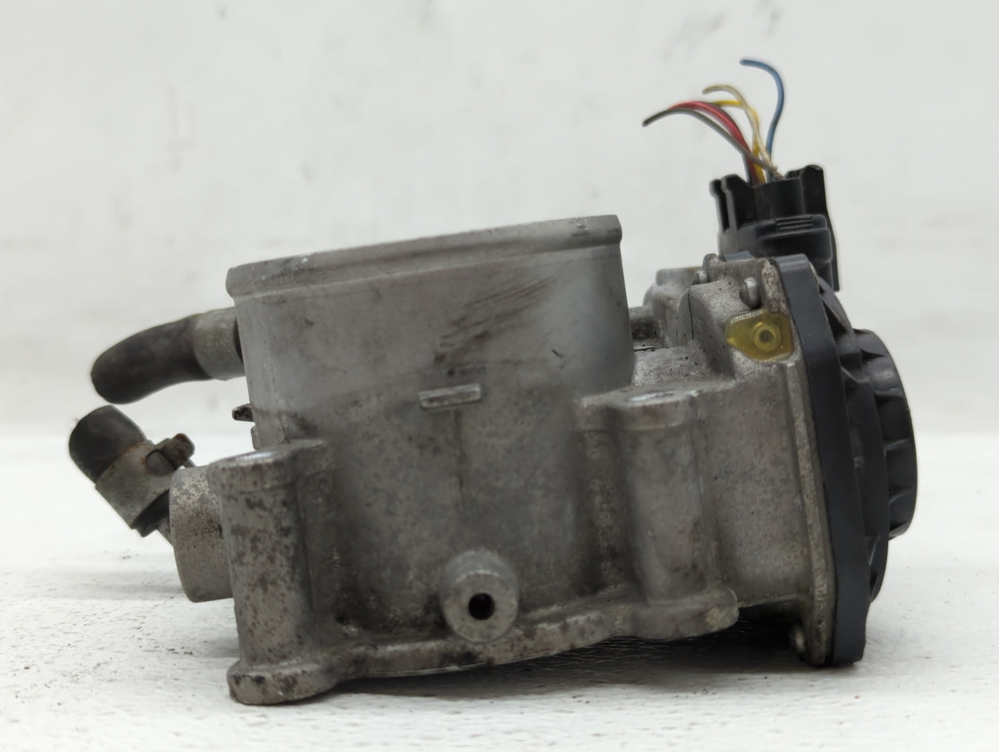 2011-2020 Hyundai Elantra Throttle Body P/N:35100-2E000 35100-2E710 Fits OEM Used Auto Parts - Oemusedautoparts1.com