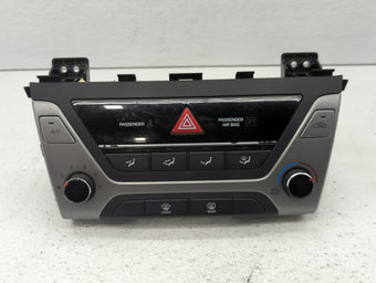 compare product 2017-2018 Hyundai Elantra Climate Control Module Temperature AC/Heater Replacement P/N:97250-F20614X 97250-F20624X Fits OEM Used Auto Parts