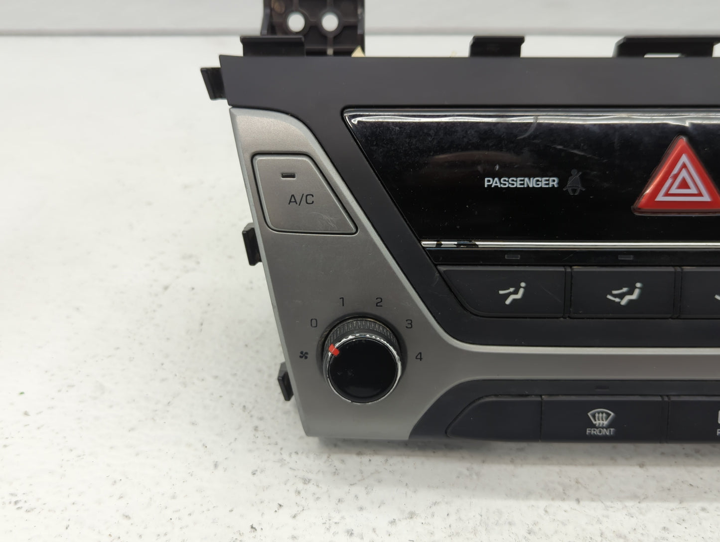 2017-2018 Hyundai Elantra Climate Control Module Temperature AC/Heater Replacement P/N:97250-F20614X 97250-F20624X Fits OEM 