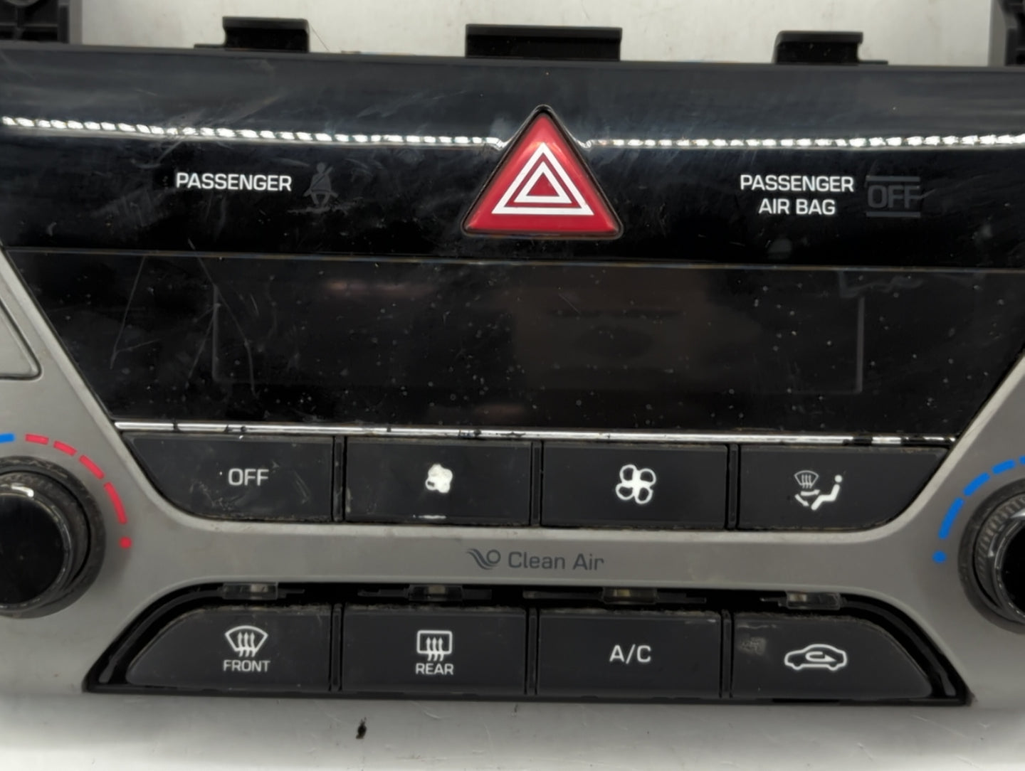 2017-2018 Hyundai Elantra Climate Control Module Temperature AC/Heater Replacement P/N:97250-F2230RET 97250-F2231RET Fits OE