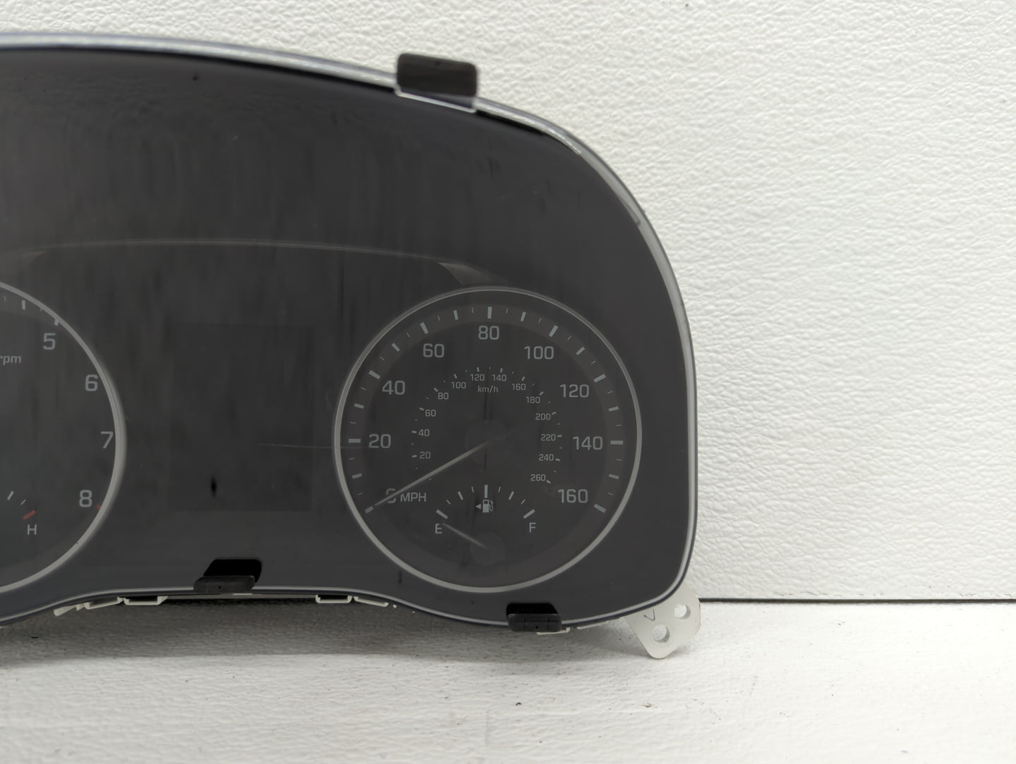 2017-2018 Hyundai Elantra Instrument Cluster Speedometer Gauges P/N:94001-F2060 94001-F3011, 94001-F3012 Fits Fits 2017 2018