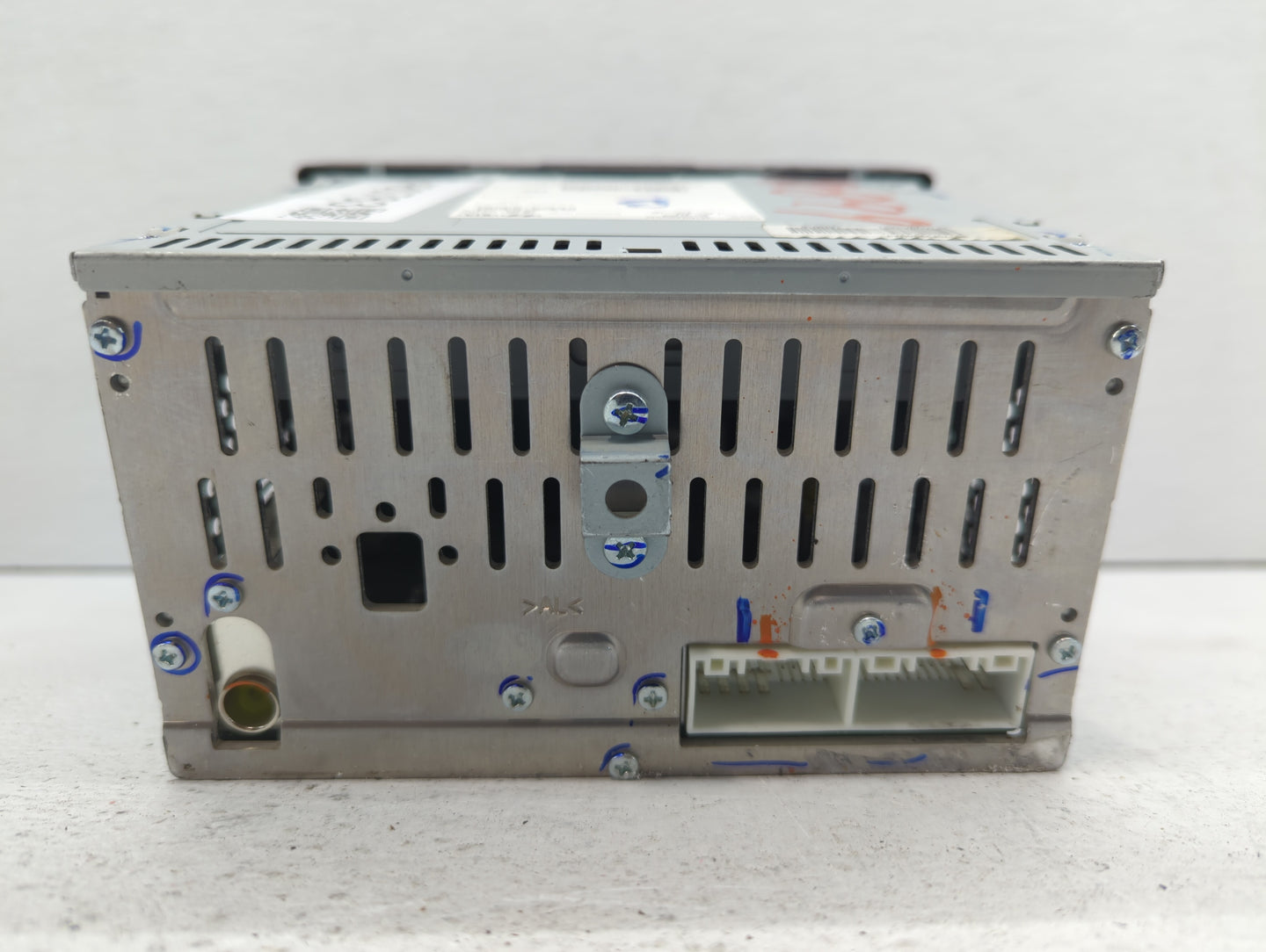 2017-2018 Hyundai Elantra Am Fm Cd Player Radio Receiver - Oemusedautoparts1.com