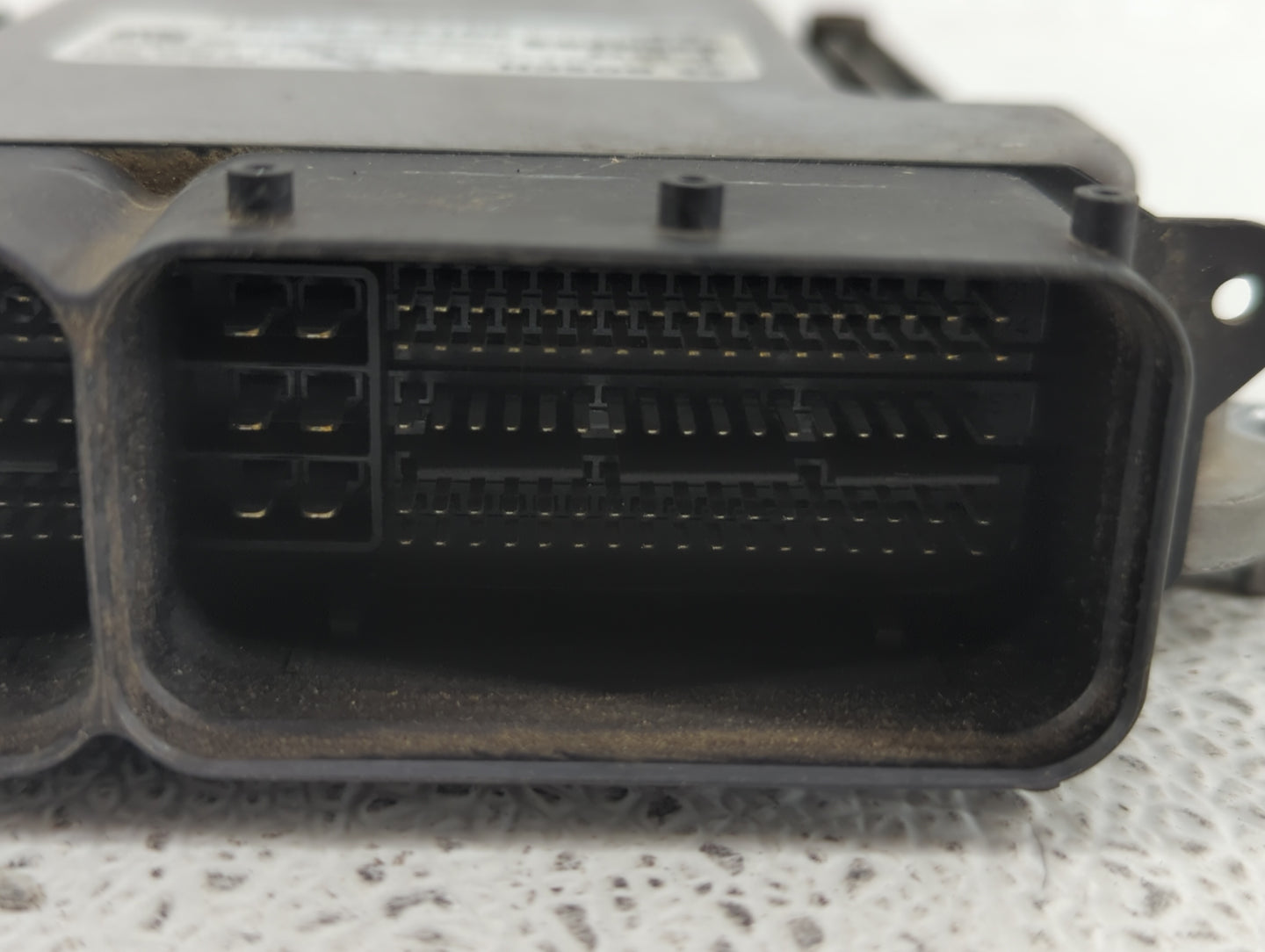2016-2017 Hyundai Elantra PCM Engine Control Computer ECU ECM PCU OEM P/N:39133-2EGB1 0261S11162 Fits Fits 2016 2017 OEM Use