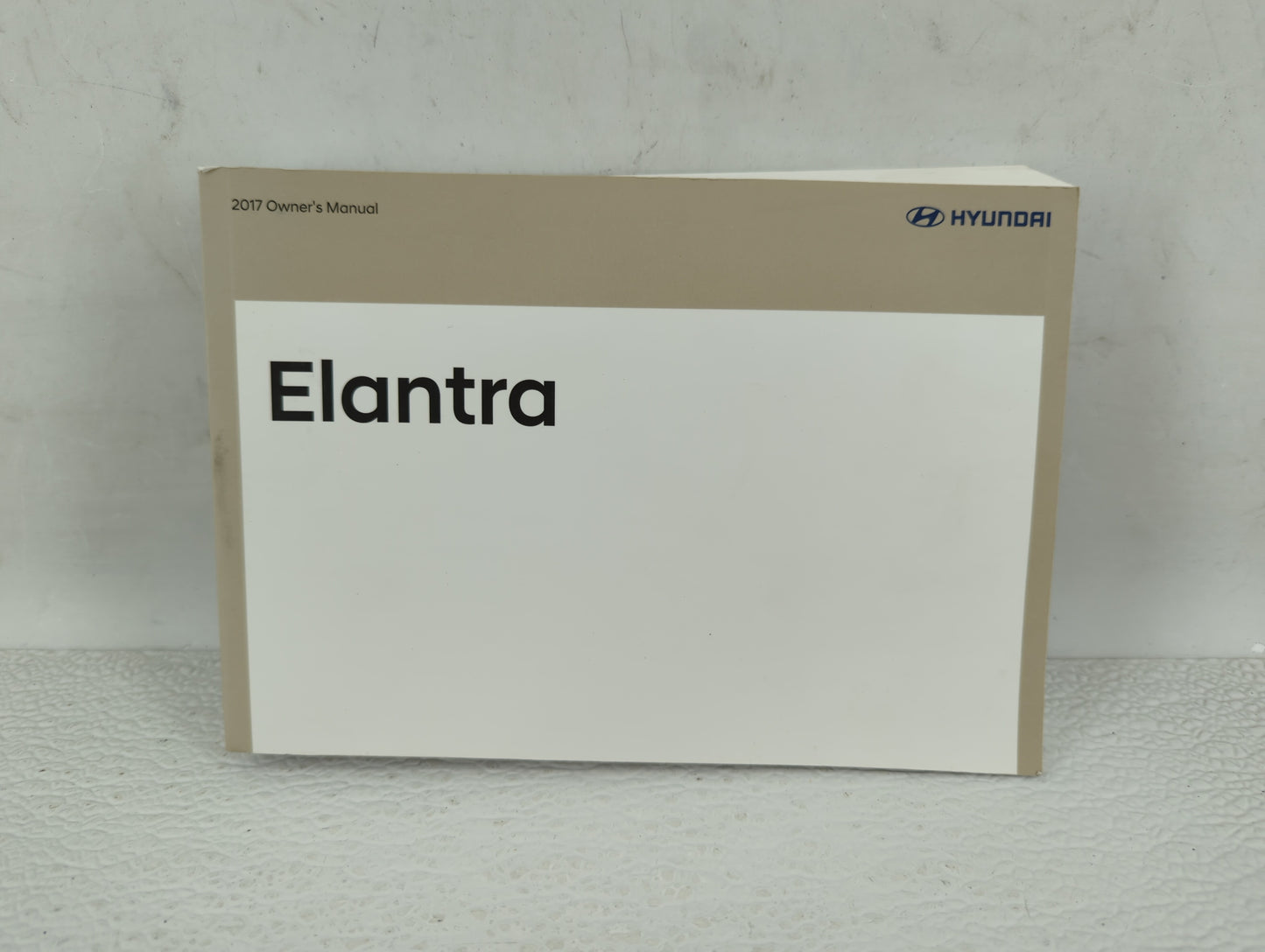 2017 Hyundai Elantra Owners Manual Book Guide OEM Used Auto Parts - Oemusedautoparts1.com