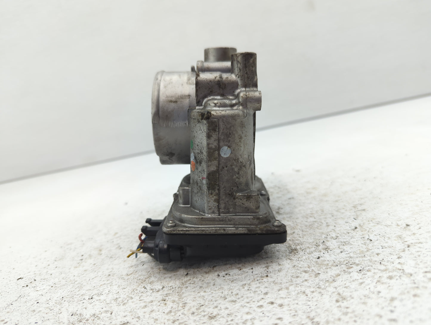 2011-2020 Hyundai Elantra Throttle Body P/N:35100-2E710 35100-2E000 Fits OEM Used Auto Parts - Oemusedautoparts1.com