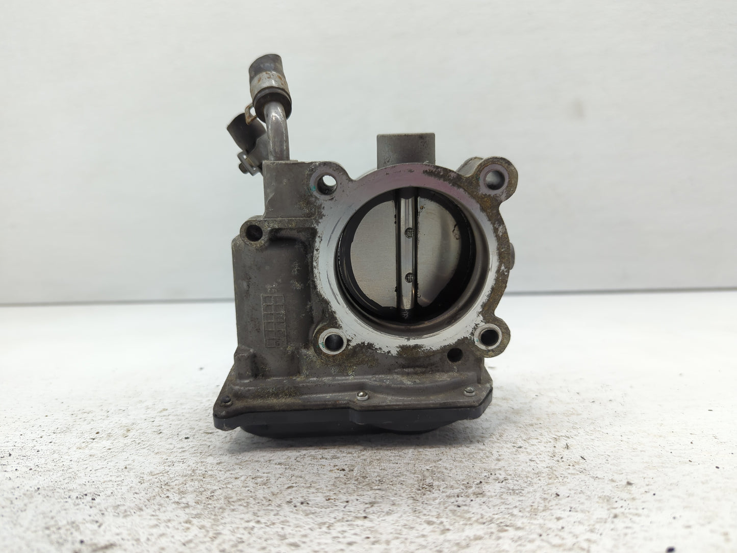2011-2020 Hyundai Elantra Throttle Body P/N:35100-2E000 Fits Fits 2011 2012 2013 2014 2015 2016 2017 2018 2019 2020 2021 OEM