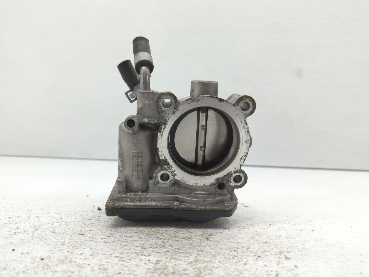 2011-2020 Hyundai Elantra Throttle Body P/N:35100-2E000 Fits Fits 2011 2012 2013 2014 2015 2016 2017 2018 2019 2020 2021 OEM