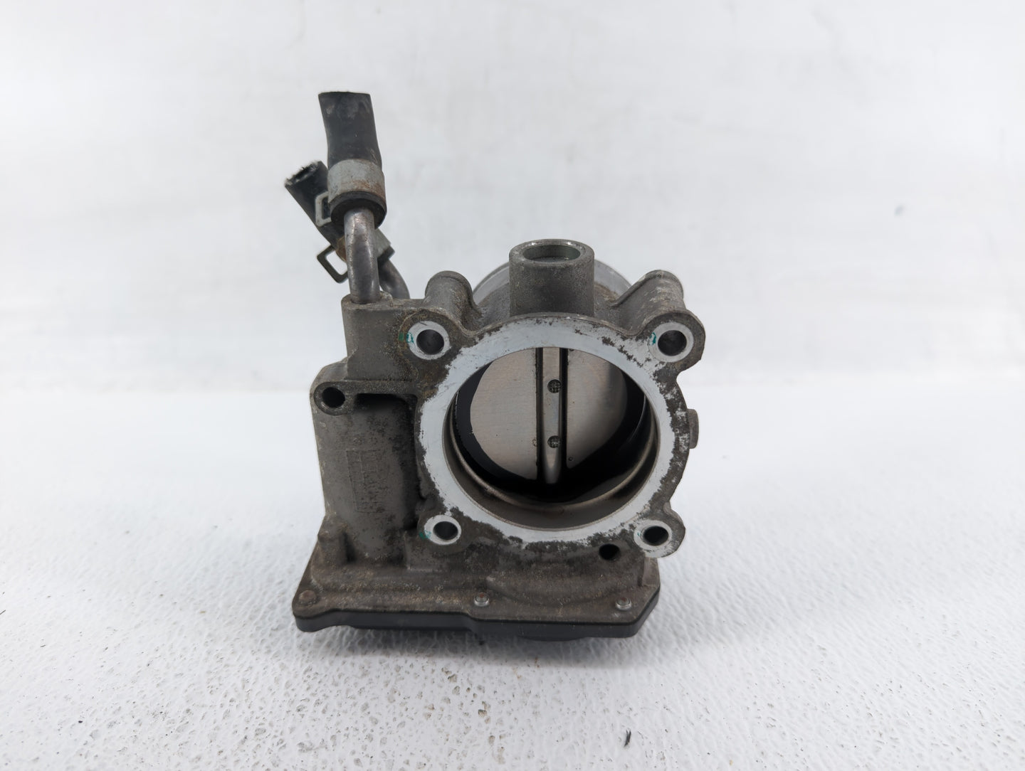 2011-2020 Hyundai Elantra Throttle Body P/N:35100-2E000 Fits Fits 2011 2012 2013 2014 2015 2016 2017 2018 2019 2020 2021 OEM