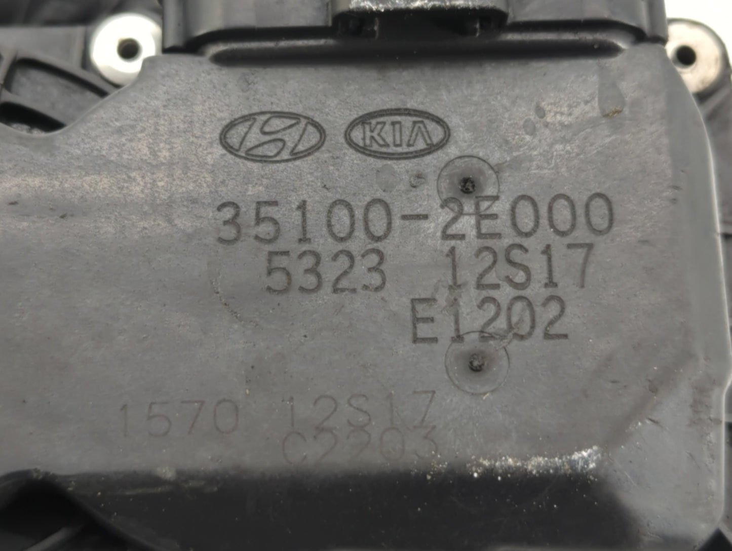 2011-2020 Hyundai Elantra Throttle Body P/N:35100-2E000 Fits Fits 2011 2012 2013 2014 2015 2016 2017 2018 2019 2020 2021 OEM