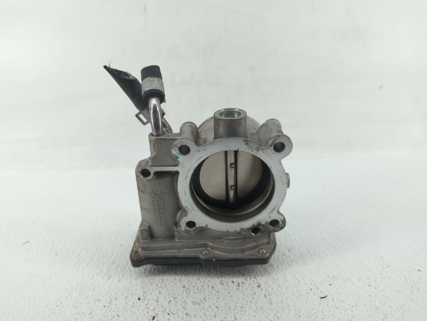 2011-2020 Hyundai Elantra Throttle Body P/N:35100-2E000 Fits Fits 2011 2012 2013 2014 2015 2016 2017 2018 2019 2020 2021 OEM